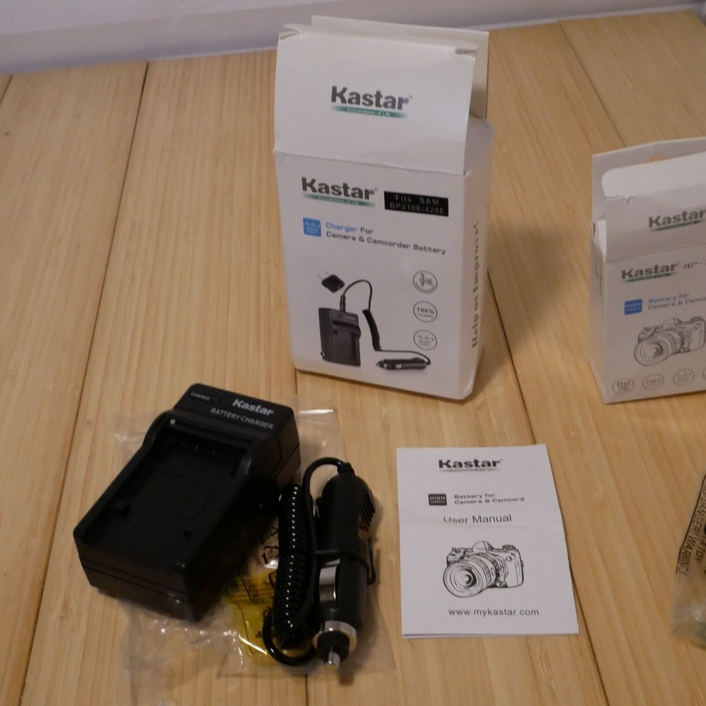 Samsung SMX-F54 Camcorder - 16GB Internal Memory (can also use SD cards) bundle - Picture 15 of 16